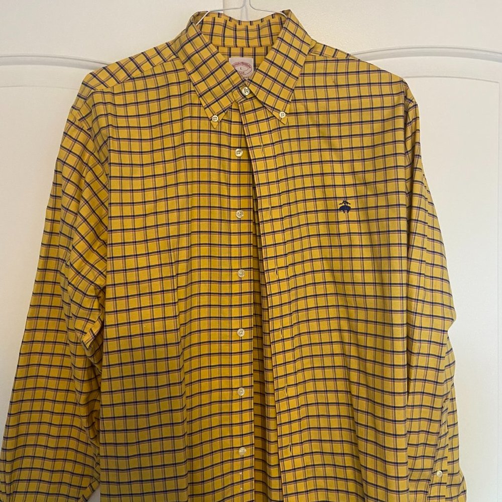 Brooks Brothers L/S Men's Non-Iron Button Down - Large